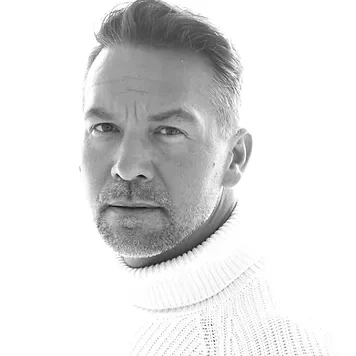 048819_0ba4d318f0304982bcf96d8c6e372ca4_mv2